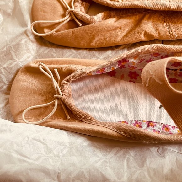 Capezio Chld's Full Sole Leather Daisy Ballet Shoe/Size 12N - Brand New. - Picture 2 of 4